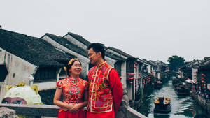 Suzhou Couple Photo Wallpaper