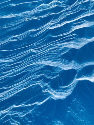 Swirly Ocean Blue Waves Wallpaper