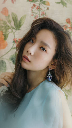 Taeyeon Blue Dress Wallpaper
