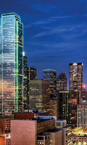Take In All The Awe-inspiring Vistas Of Dallas Texas. Wallpaper