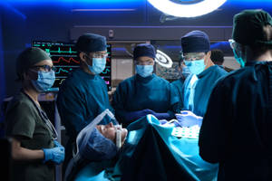 The Good Doctor Surgery Room Scene Wallpaper