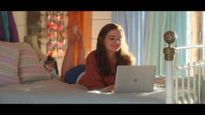 The Kissing Booth Joey King Laptop Wallpaper