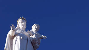 The Virgin Mary Statue Wallpaper