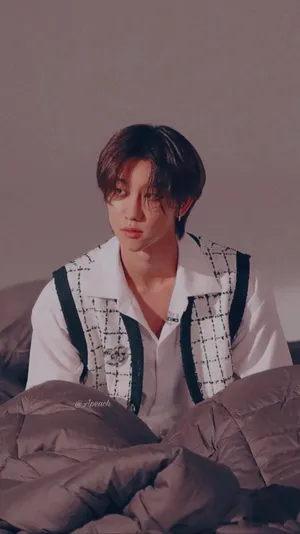 The8 Candid Shot Wallpaper