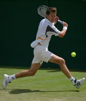 Thomas Enqvist Chasing A Ball Wallpaper