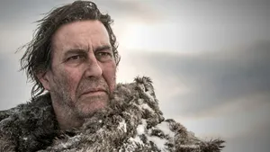 Thrones Fans Leave Ciarán Hinds Peace Wallpaper