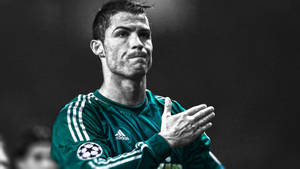 Thumping His Chest Cr7 3d Wallpaper