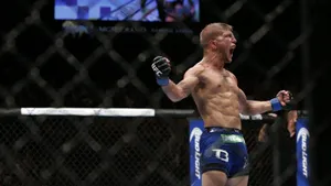 Tj Dillashaw During Ufc 177 Wallpaper