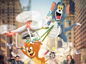 Tom And Jerry Cute Flying Wallpaper