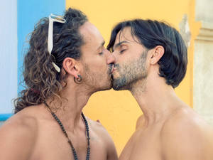 Topless Gay Couple Kissing Wallpaper
