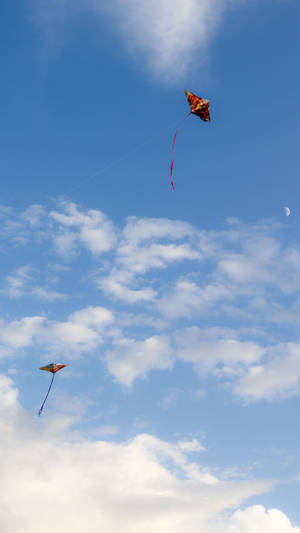 Toy Kites In Sky Wallpaper