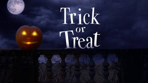 Trick Or Treat Ghouly Fence Wallpaper
