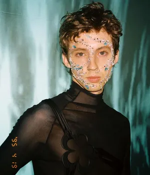 Troye Sivan Crystal Face Art Wallpaper