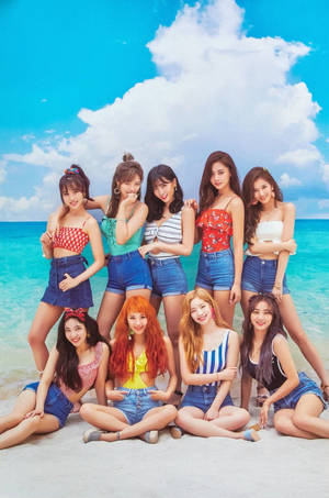 Tzuyu In Twice Group Photo Wallpaper