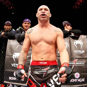 Ufc Fighter Bas Rutten Wallpaper