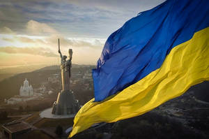 Ukraine Flag Wwii Victory Monument Wallpaper