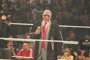 Ultimate Warrior In-action At Wwe Raw 2014 Wallpaper