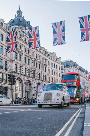United Kingdom London's Public Transport Wallpaper