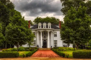University Of Georgia Sorority House Wallpaper