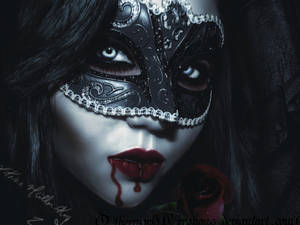 Vampire Girl Masquerade Mask Wallpaper