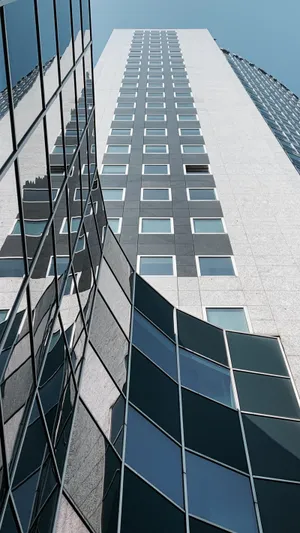 Very High Resolution High-rise Building Wallpaper