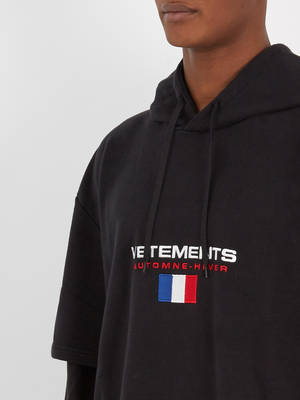 Vetements Hoodie With French Flag Wallpaper