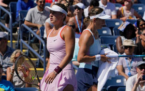 Victoria Azarenka Wearing Pink Wallpaper