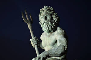 Virginia Beach King Neptune Statue Close-up Wallpaper