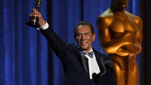 Wes Studi Oscars Award Wallpaper