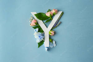 White Letter Y With Flowers Wallpaper