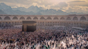 Wideshot Of Kaaba Wallpaper