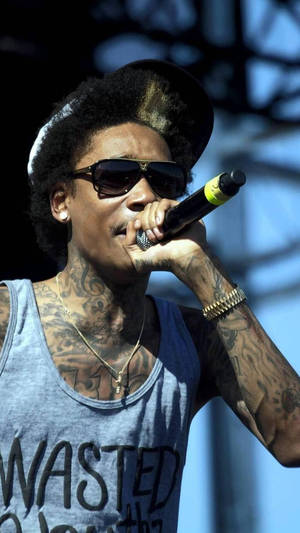 Wiz Khalifa On Stage Wallpaper