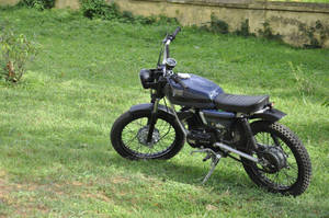 Yamaha Rx100 Tracker Motorcycle Wallpaper