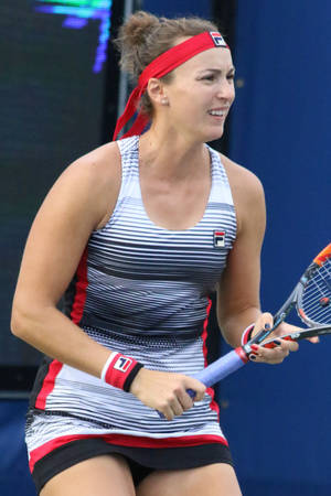 Yaroslava Shvedova Awkward Grip Wallpaper