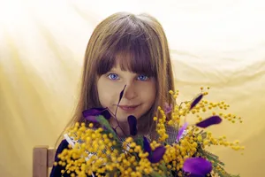Yellow And Purple Bouquet Mothers Day Wallpaper