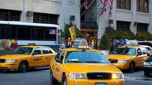 Yellow Cab Taxi In Lord & Taylor New York City Wallpaper