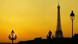 Yellow Hd Eiffel Tower Sunset Wallpaper