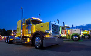 Yellow Peterbilt Wallpaper