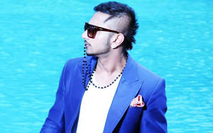 Yo Yo Honey Singh Haircut Song Wallpaper
