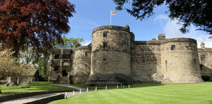 Yorkshire Skipton Castle Wallpaper