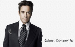 Young Robert Downey Jr. Well Dressed Wallpaper